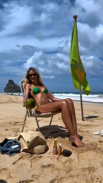 Full leaked Yasmin brunet private photo