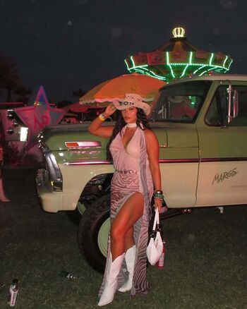 Full leaked Yasmine minovski private photo