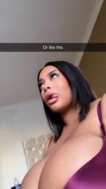 Full leaked Yathbeauty private onlyfans photo