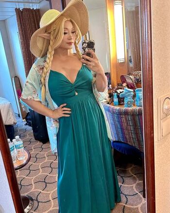 Full leaked Yaya han page private onlyfans photo