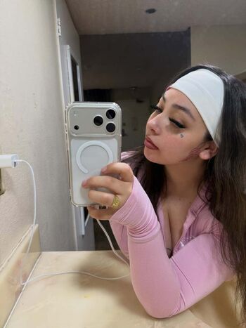 Full leaked Yayabaybee private photo