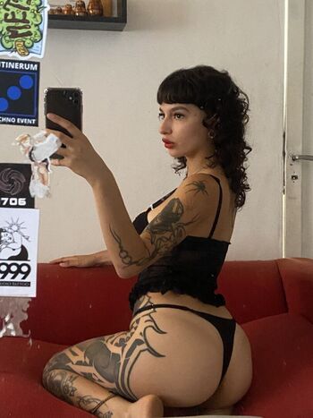 Full leaked Yazmincutie private onlyfans photo