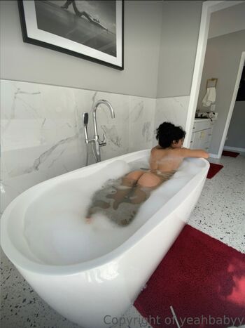 Full leaked Yeahbabyy private photo