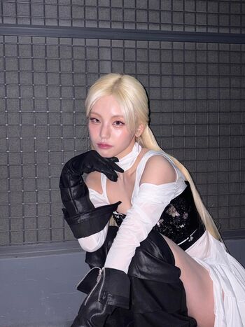 Full leaked Hailey bieber private onlyfans photo