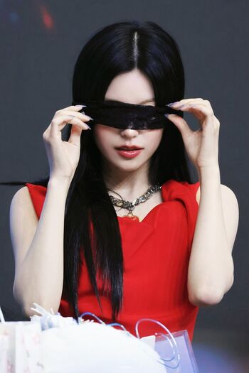 Full leaked Joriyum/ private onlyfans photo