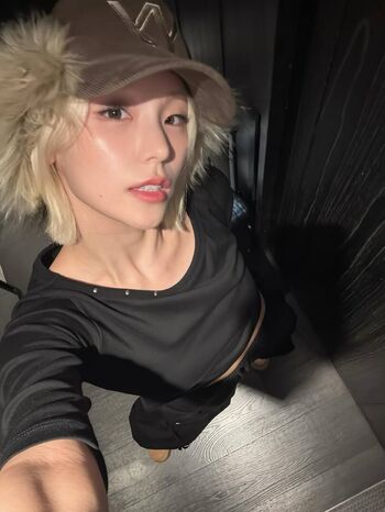 Full leaked Yeji page private onlyfans photo