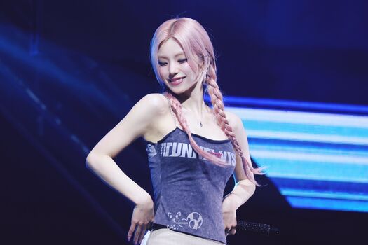 Full leaked Yeji private onlyfans photo