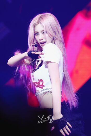 Full leaked Trixicooper private onlyfans photo