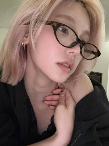 Full leaked Carrie / private photo