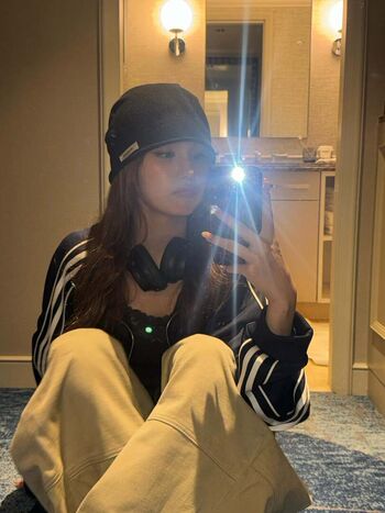 Full leaked Yeji page private photo
