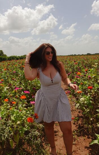 Full leaked Yelly private photo