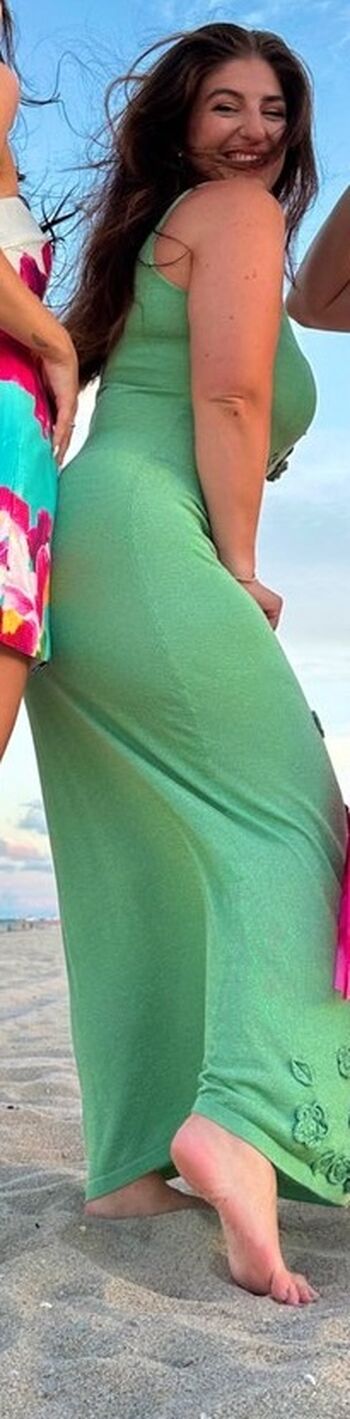 Full leaked Yelly private photo