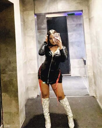 Full leaked Yemetekudasai page private onlyfans photo