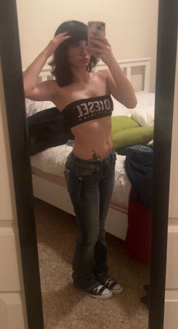 Full leaked Yenofflne private photo
