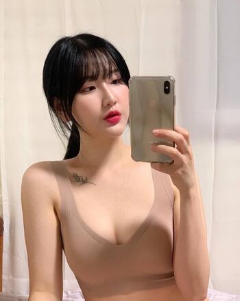 Full leaked Yeonjju page private onlyfans photo