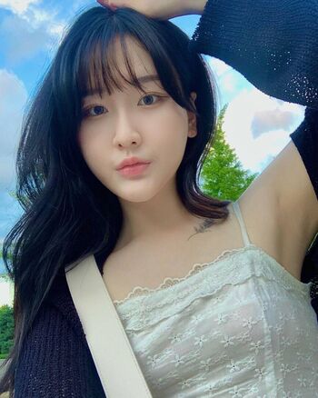 Full leaked Yeonjju page private onlyfans photo