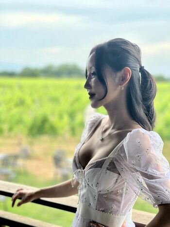 Full leaked Yeonmi park private photo