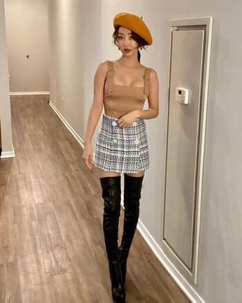 Full leaked Yeonmi park private photo
