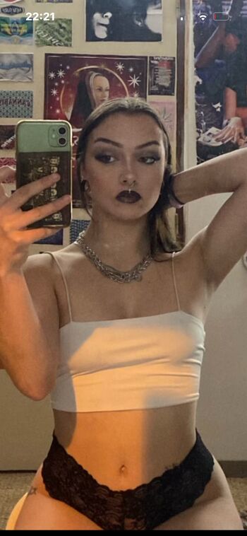 Full leaked Yesbutmulet private photo