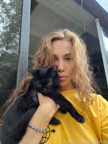 Full leaked Yeseniapan private photo