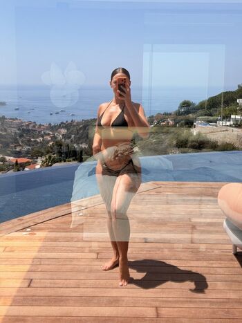 Full leaked Yesjulz private photo