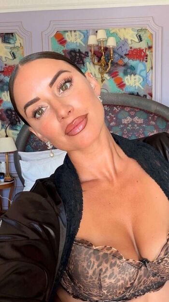 Full leaked Yesjulz private photo