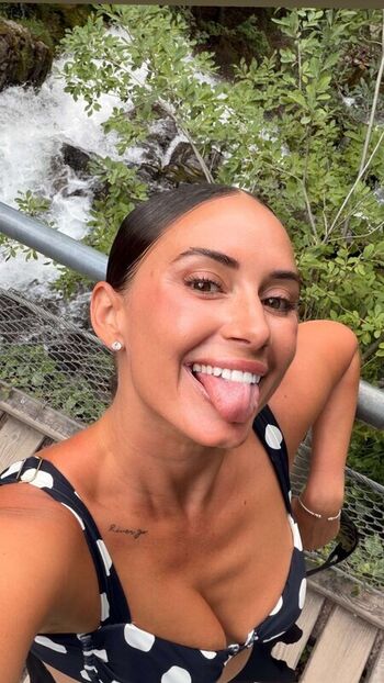 Full leaked Yesjulz page private photo