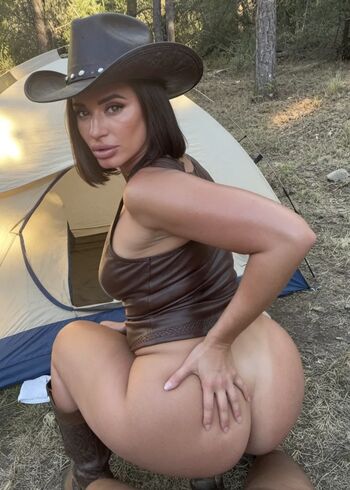 Full leaked Yesjulz fakes page private photo