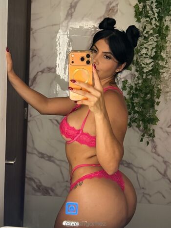 Full leaked Yesli gomez private photo
