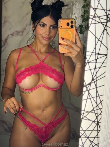Full leaked Yesli gomez private photo