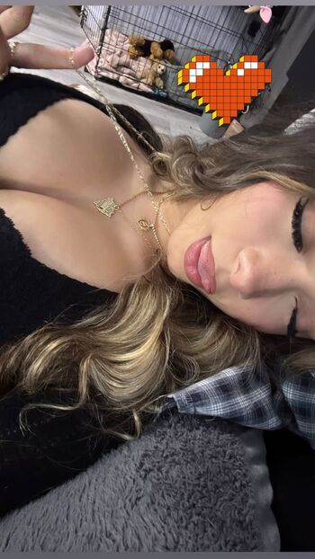 Full leaked Yessseeeniiaa private onlyfans photo