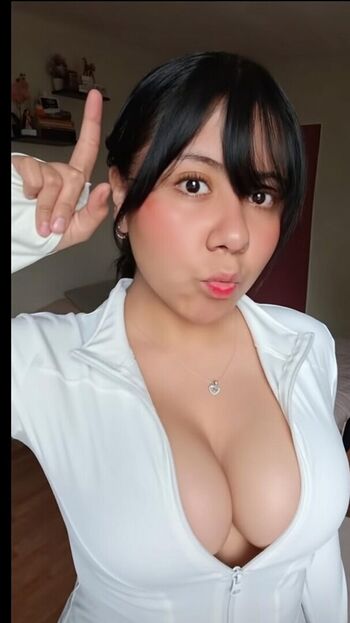 Full leaked Yeyelizx private photo