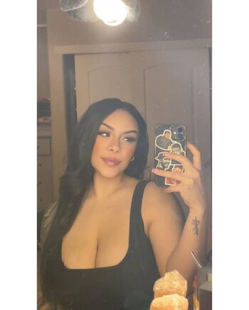 Full leaked Yezuhel private onlyfans photo