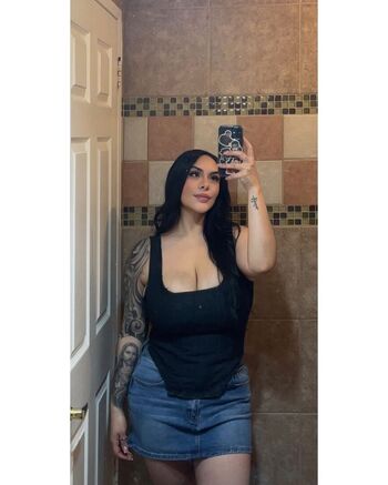 Full leaked Yezuhel private onlyfans photo