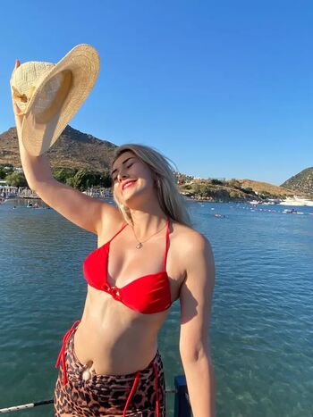 Full leaked Yildizozkan private onlyfans photo