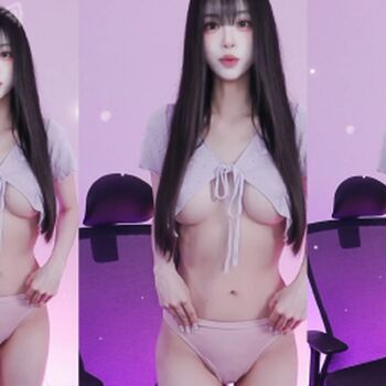Full leaked Yin page private photo