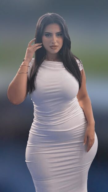 Full leaked Yiyi private photo