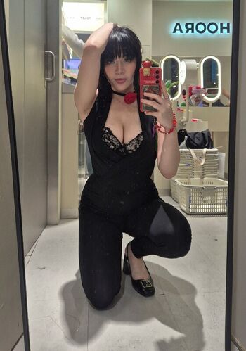 Full leaked Ykl n page private photo