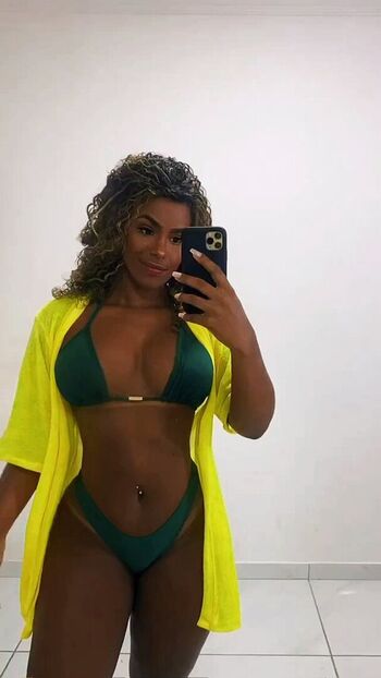 Full leaked Ynaraabb private photo