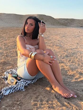 Full leaked Ynessou private photo