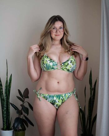 Full leaked Yogi bea  page private photo