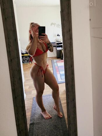 Full leaked Yogurtsandworkouts private onlyfans photo