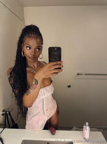 Full leaked Yomanwyae private photo