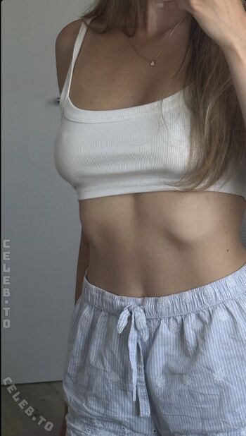 Full leaked Yonca private photo