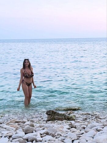 Full leaked Yonia private photo