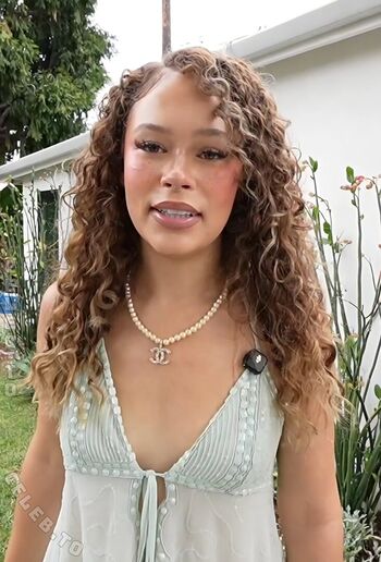 Full leaked Yonna jay private photo