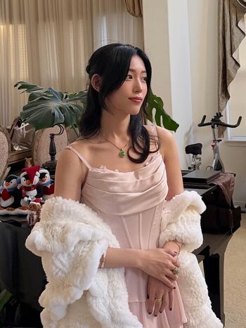 Full leaked Yoojin private photo