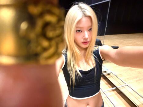 Full leaked Yoonchae private photo