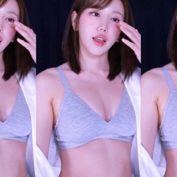 Full leaked Youchi private photo