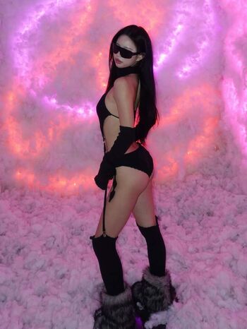 Full leaked Youha private onlyfans photo